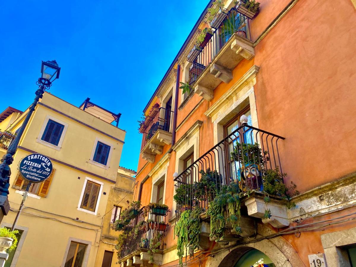 Caterina'S Charme Apartment Taormina Exteriör bild